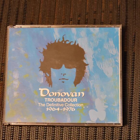 DONOVAN "TROUBADOR" THE DEFINITIVE COLLECTION 2 CD SET - Picture 1 of 10